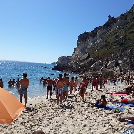 Marilaura'S Beach House Nazaré Dış mekan fotoğraf